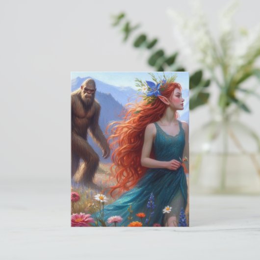 In de wei met Sasquatch Briefkaart (Staand voorkant)