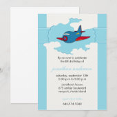 In de wolken zijn de verjaardagsuitnodigingen -4 kaart (Voorkant / Achterkant)