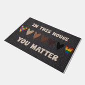 In dit Huis is het een mat, een klein hart Deurmat (Schuin)