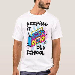In een boombox met storende feedback: oude school  t-shirt