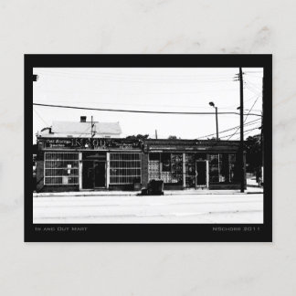 In en Out Mart Urban Street Scene Briefkaart