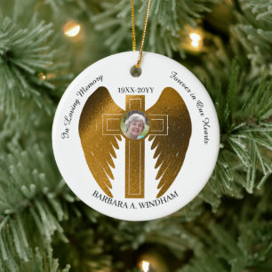 In het Behouden van Geheugen 2 het Kruis van de To Keramisch Ornament