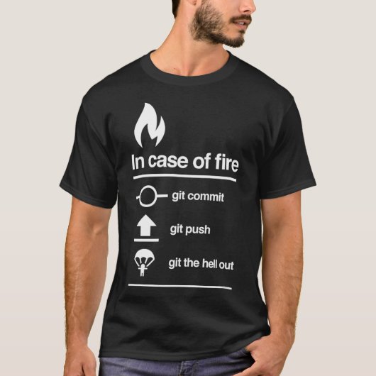 In Hoesje van Fire Git Commit Push Funny Computer T-shirt (Voorkant)