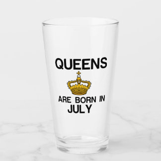 IN JULI GEBOREN QUEENS GLAS
