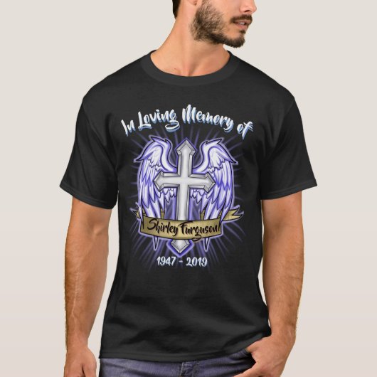 In liefdevolle herinnering gepersonaliseerd T-shir T-shirt (Voorkant)