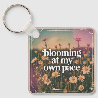 In Mijn Eigen Tempo Bloeiend Sleutelhanger