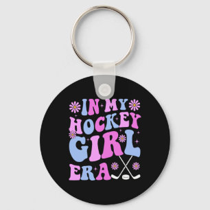 In Mijn Hockey Meisje Era Groovy Game Day Hockey Sleutelhanger