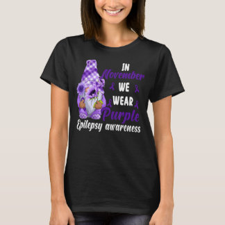 In november Draag we Paarse gnome Epilepsy Awarene T-shirt