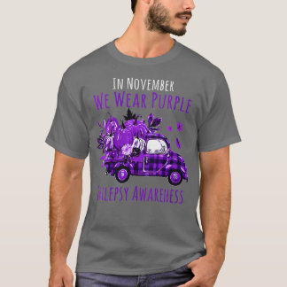 In november Draag we Paarse vrachtwagenpilepsie A T-shirt