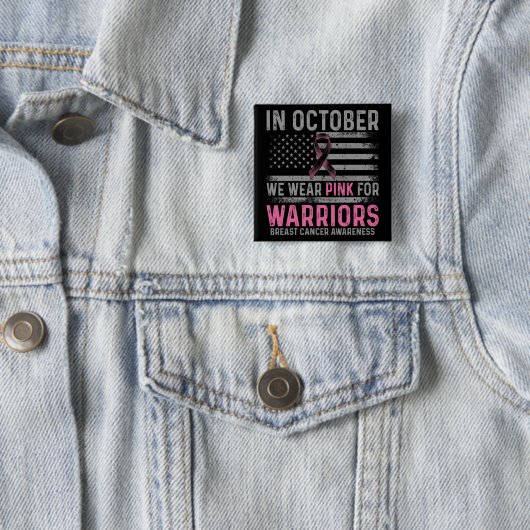 In October we wear pink Vierkante Button 5,1 Cm (In situ)