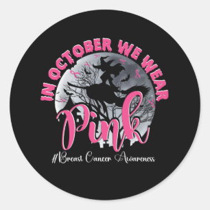 In oktober Draag we lint roze Halloween Witch Bre Ronde Sticker