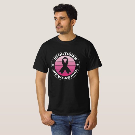 In oktober Draag we roze borstkanker T-shirt (Voorkant volledig)