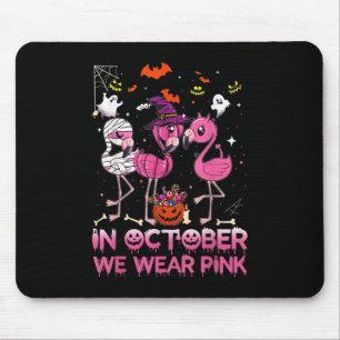 In oktober Draag we roze Flamingo Halloween Breast Muismat