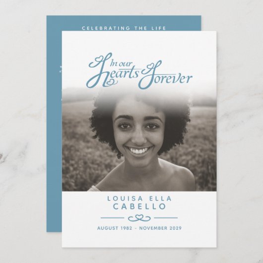 In onze harten begrafenisprogramma wit en blauw programma (Voorkant / Achterkant)