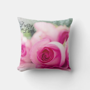 in roze rozen kussen