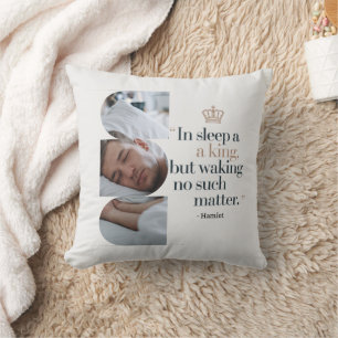 "In Sleep a King" is het moderne minimalistische S Kussen