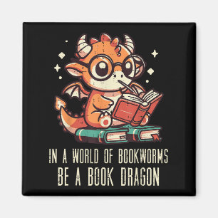 In World of Bookworms Be Book Dragon Schattigee Vr Magneet