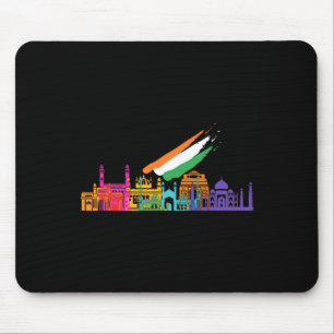 Independence Day Graphic T - shirts Love Travel In Muismat