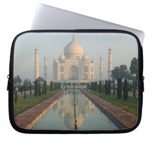 INDIA, Uttar Pradesh, Agra: Taj Mahal, ochtend Laptop Sleeve