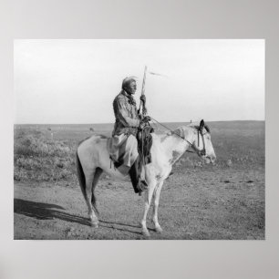 Indiaan te paard, 1907. Oude foto Poster