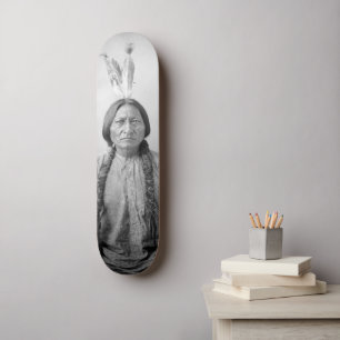 Indiaans icoon: Lakota leider Sitting Bull Skateboard
