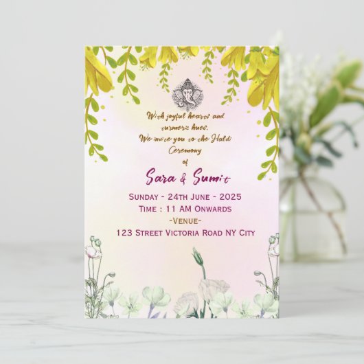 Indian Wedding Haldi Ceremony Invitations  (Debout devant)
