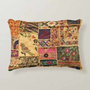 Indiase Patchwork: Hampi Market Cloth. Accent Kussen