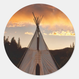 Indiase teepee zonsondergang verticaal afbeelding ronde sticker