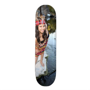 Indiase vrouw skateboard