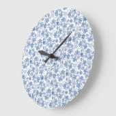 Indigo Blue Ethnic Floral Print Round Wall Horloge (Angle)