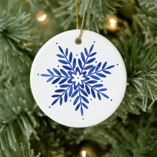 Indigo Blue Waterverf Abstracte Snowflake Keramisch Ornament (Boom)