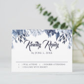 Indigo Garden Floral Wedding Carte de réponse RSVP (Debout devant)