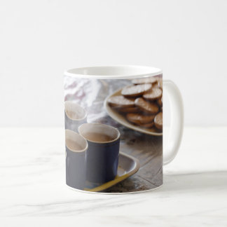 Indische Chai Tea en koekjes Koffiemok