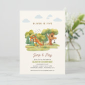 Indoor playground birthday party invitation (Debout devant)