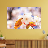 Indrukwekkende kersenbloesems op een zonnige lente canvas afdruk (Insitu (Woonkamer))