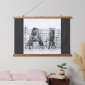 Industrial Letterform – AI Hangend Wandkleed (Slaapkamer)