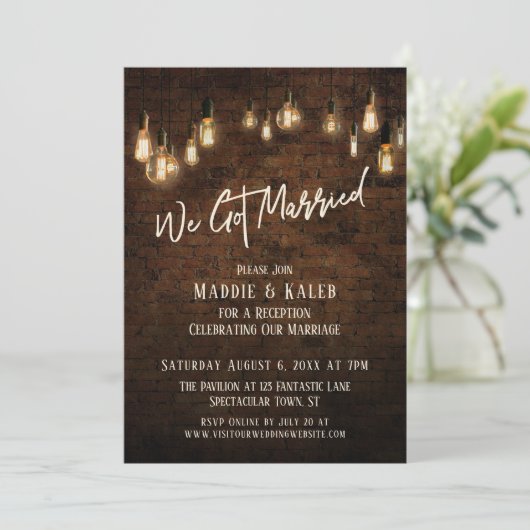 Industriële Baksteen met Edison Verlichting We Zij Kaart (Staand voorkant)