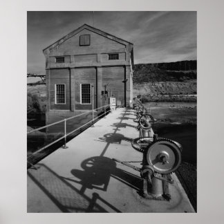 Industriële foto - Dam Powerhouse-liften Poster
