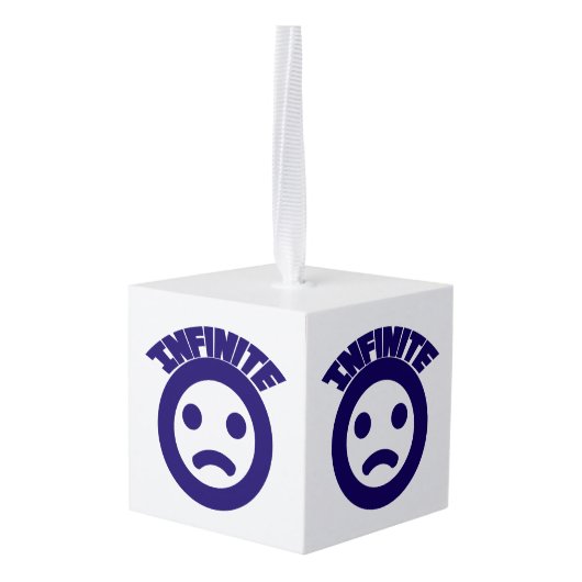 Infinite =( kubus ornament (Achter hoekig)