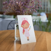 Infirmière Avec Invitations D'Aiguilles