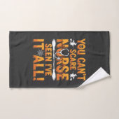 Infirmière d'Halloween a tout vu Design_1 (Serviette à main)