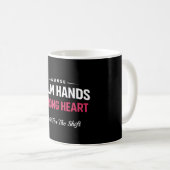 Infirmière Mains Calmes Cœur Fort Mug (Devant droit)