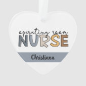 Infirmière ou infirmière de salle d'opération pers (dos)