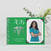 Infirmière Silver Graduation Faire-part Vert (Debout devant)