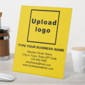 Information d'affaires Panneau Pedestal jaune (In SItu)