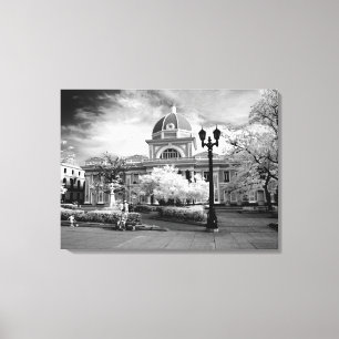 Infrarood van het Parlement in Cienfuegos Cuba gen Canvas Afdruk
