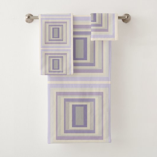 Ingekaderd in krijtgrijs lavendel geometrisch ontw bad handdoek (Insitu)