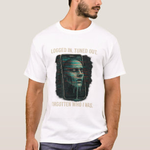 Ingelogd, Uitgetuned – Glitchende Identiteit Tech T-shirt