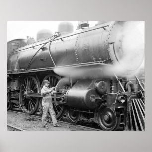 Ingenieur smeert locomotief, 1904. Oude foto Poster