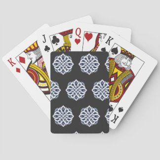 Ingewikkeld in elkaar grijpend Keltisch knoopornam Pokerkaarten